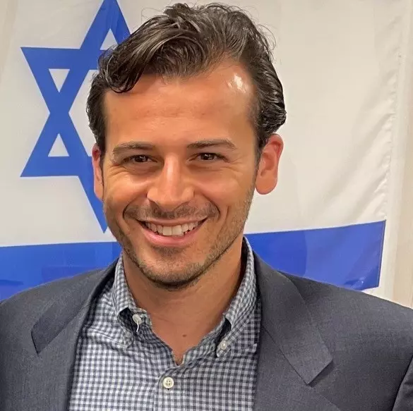 Ari Weiss